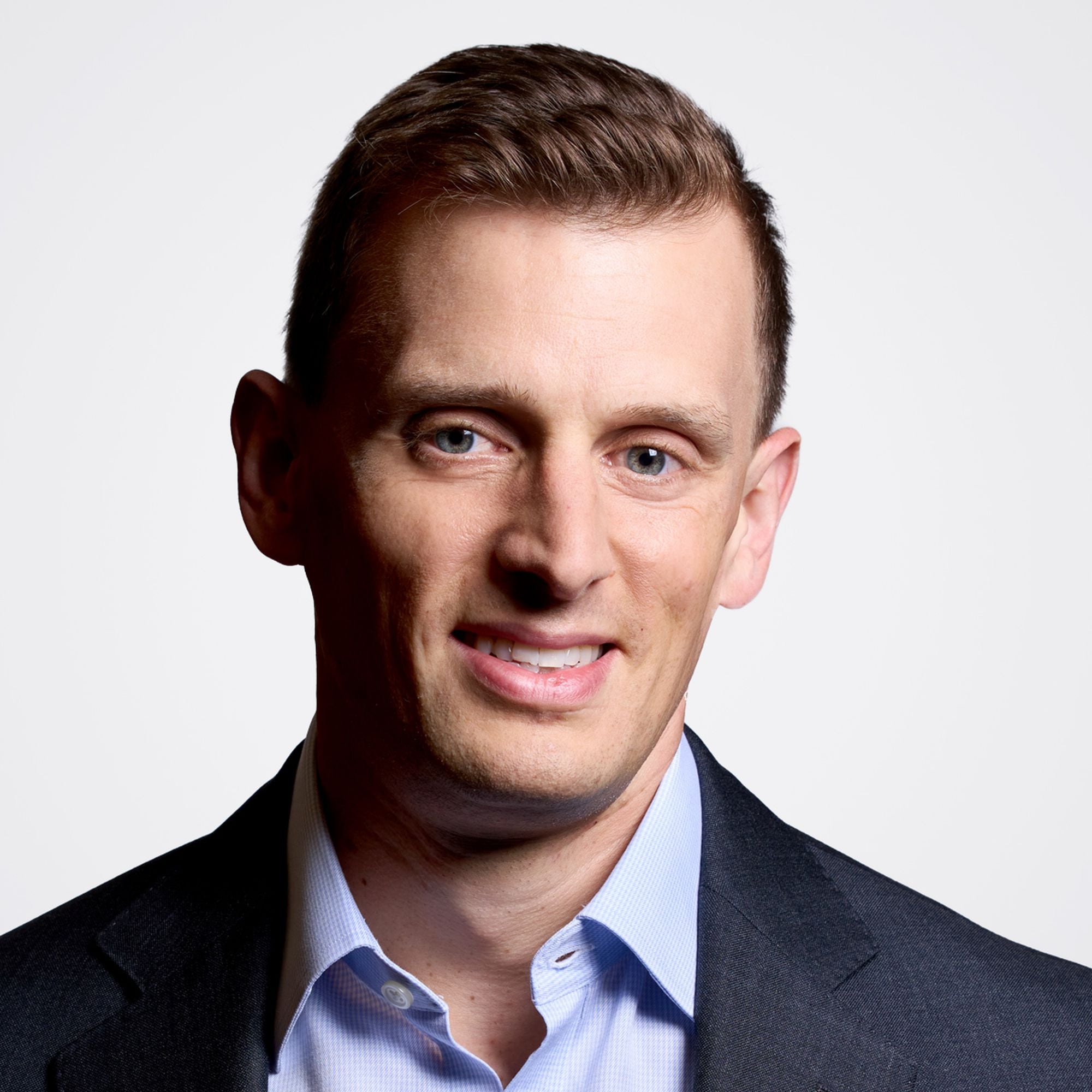 Dpls Ihub:  Outperforming The Competition? - 04c0bdo
